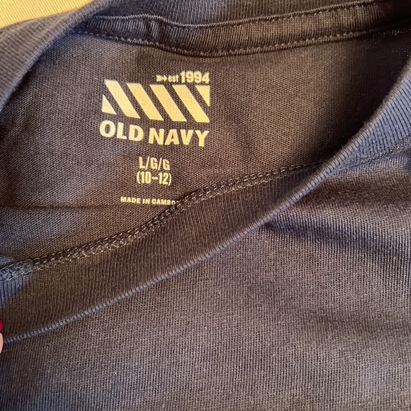 Brand new with tags 5-youth old navy - Picture 3 of 4